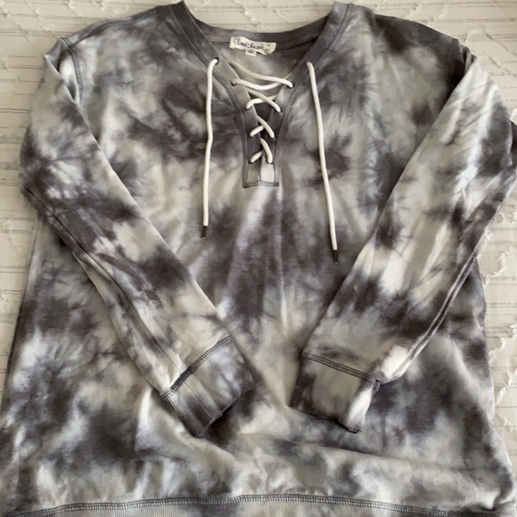NWOT WMNS Cloud Chaser Tie-Dyed Top - Picture 1 of 4